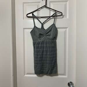 Lululemon ebb & flow tank size 8 vguc